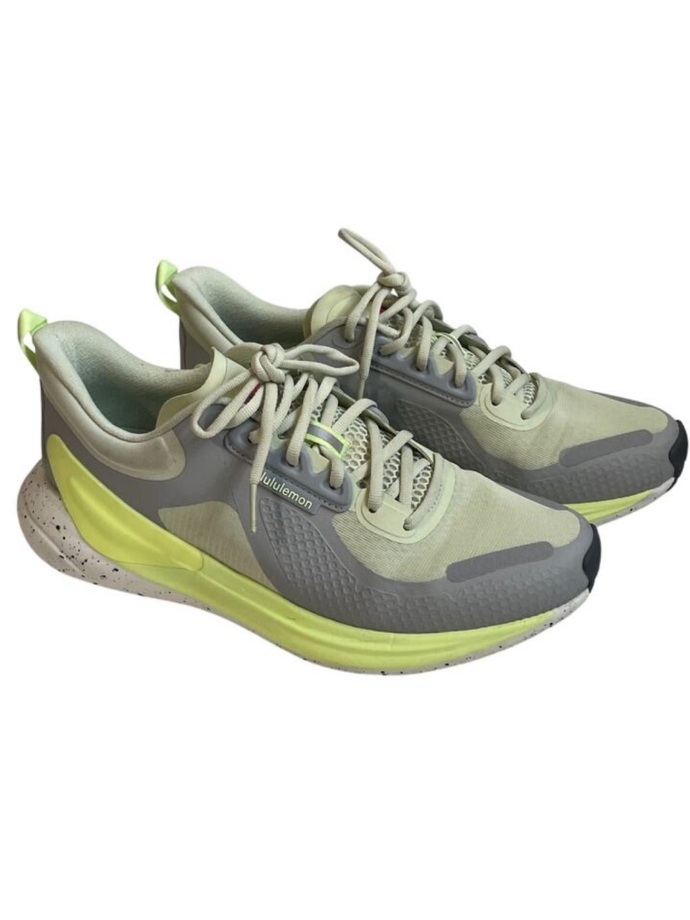lululemon Blissfeel Trail Run Women's 8.5 Sage Green Neon Sneaker with Box